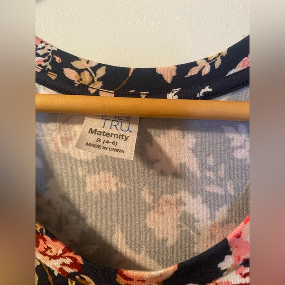 Maternity floral dress women’s size Small - Picture 3 of 4